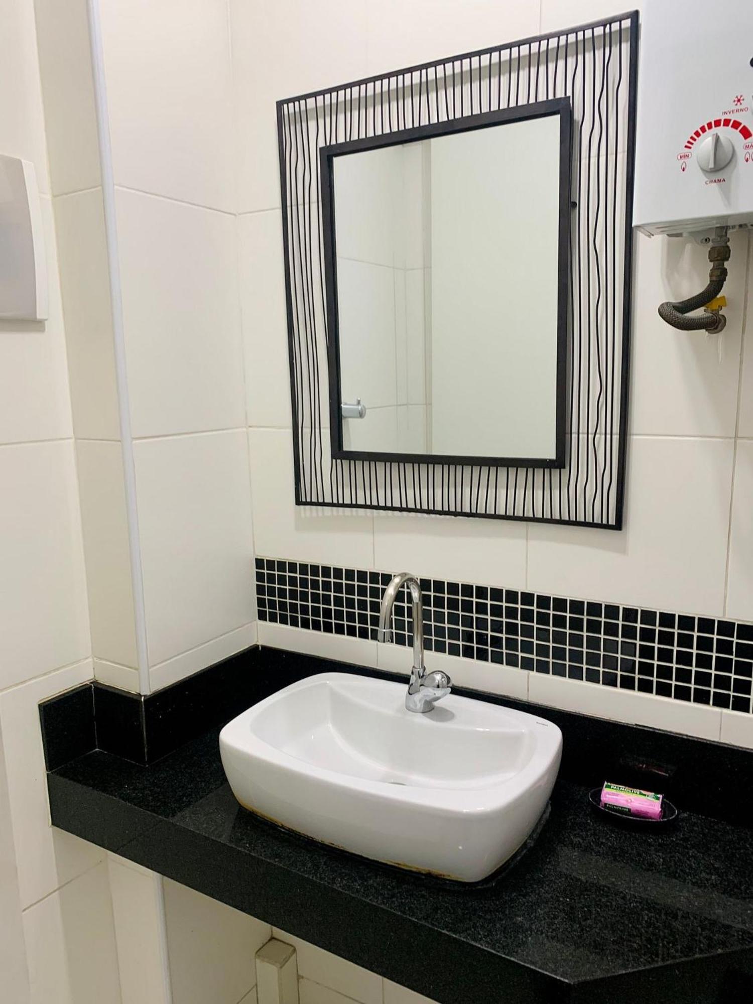 Copacabana - Lindo Apartamento Na Quadra Da Praia Rio de Janeiro Exteriör bild